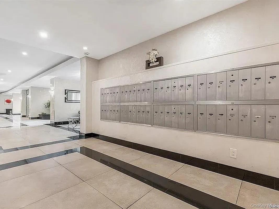 64-11 99th Street # 6O6, Rego Park, NY 11374