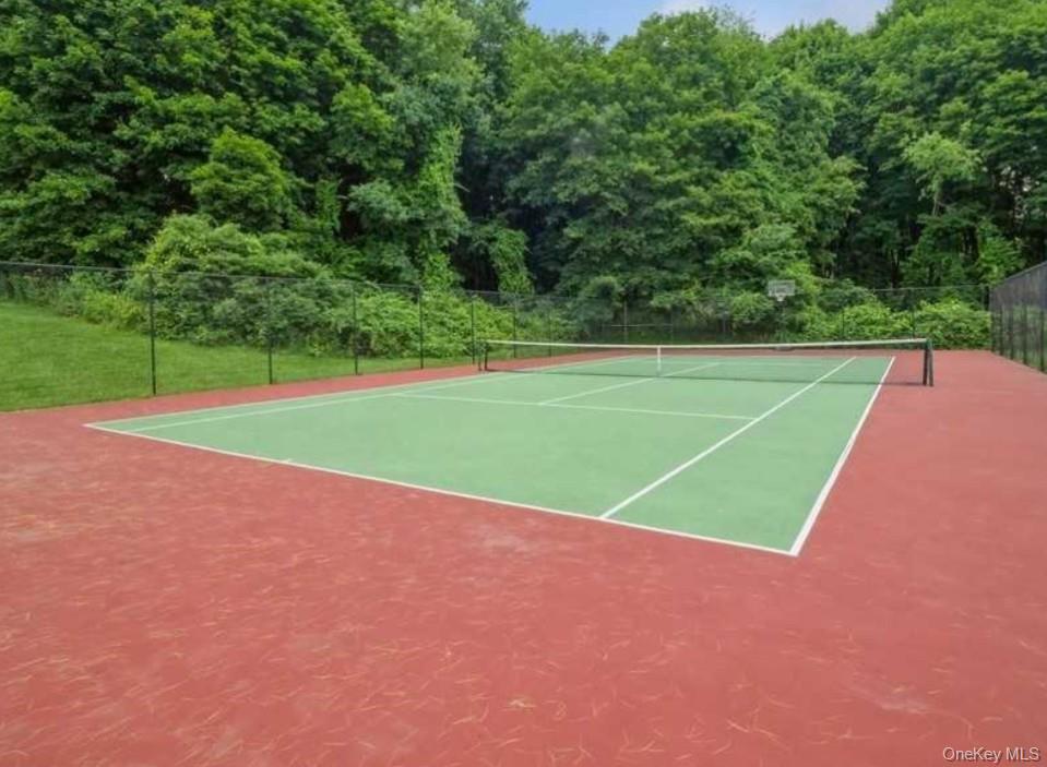 16 Highview Road, Hopewell Junction, NY 12533