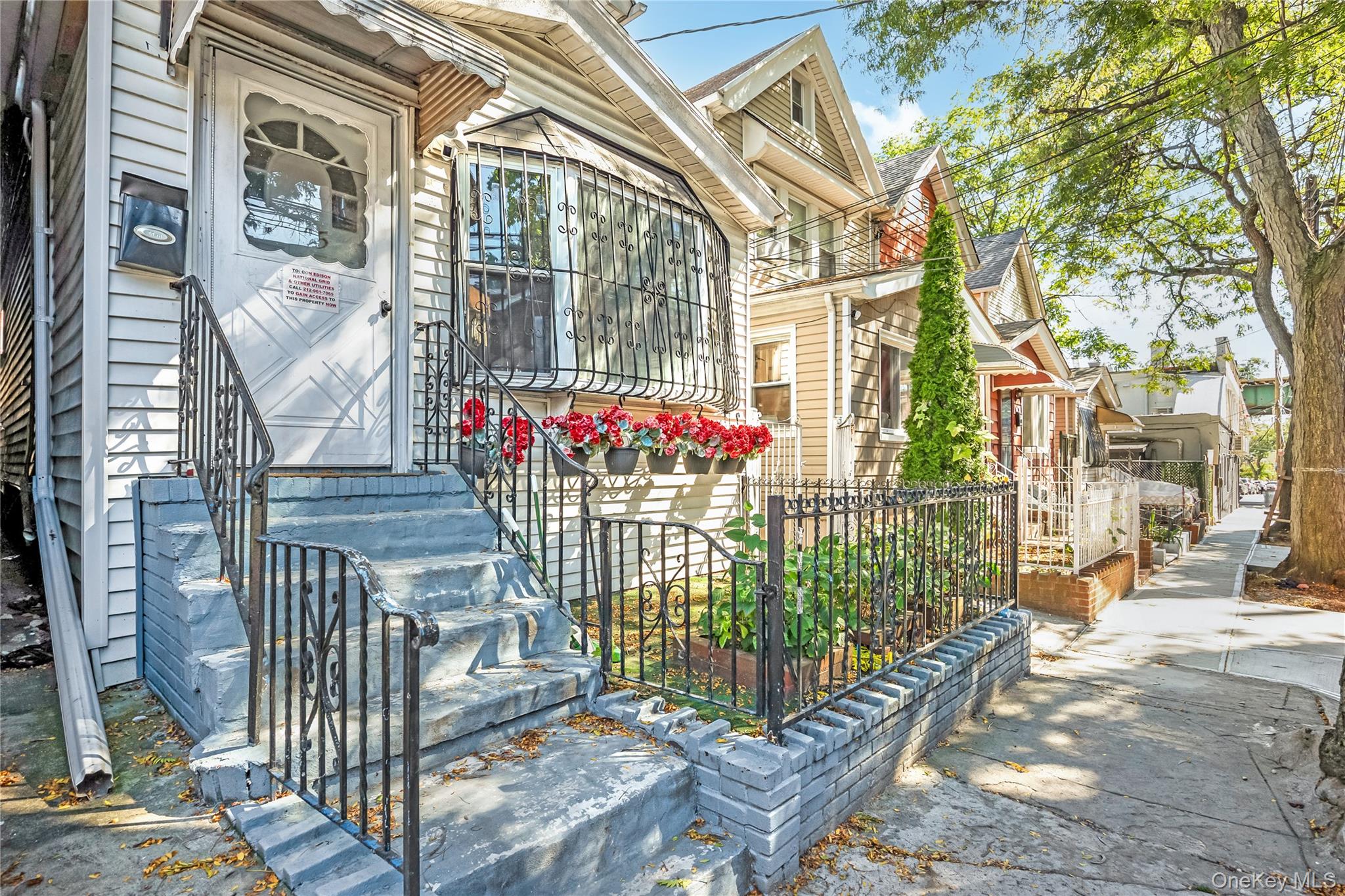 86-35 77th Street, Woodhaven, NY 11421