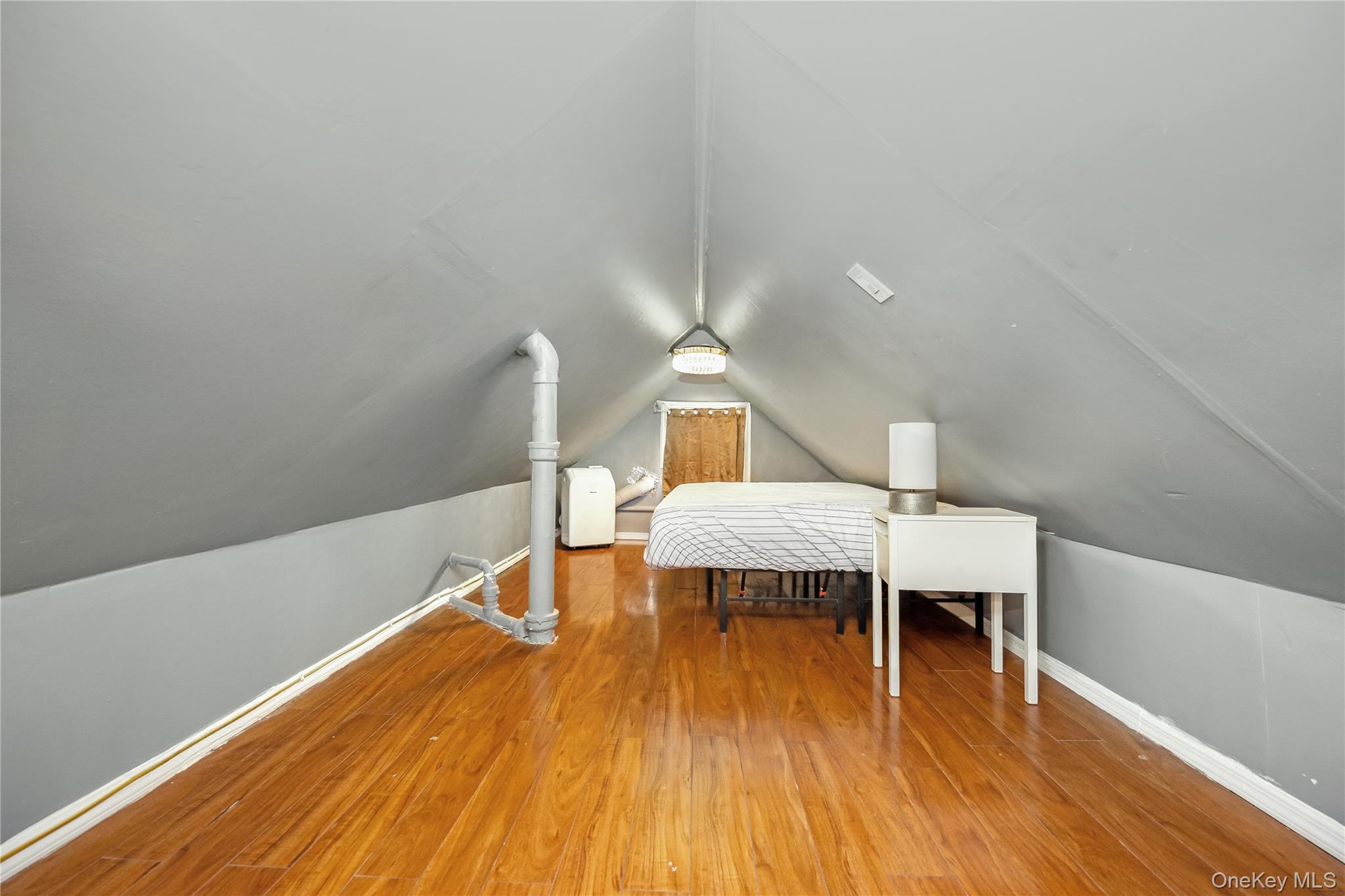 86-35 77th Street, Woodhaven, NY 11421