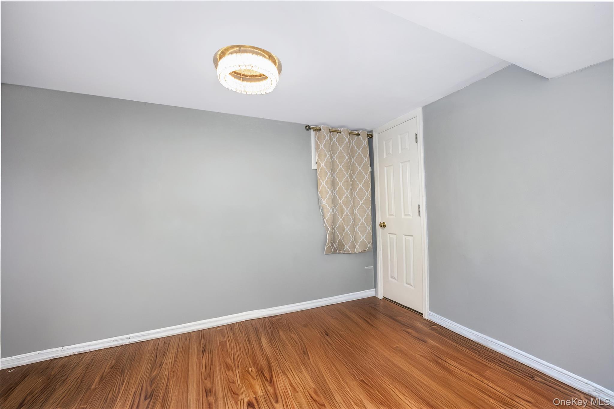 86-35 77th Street, Woodhaven, NY 11421