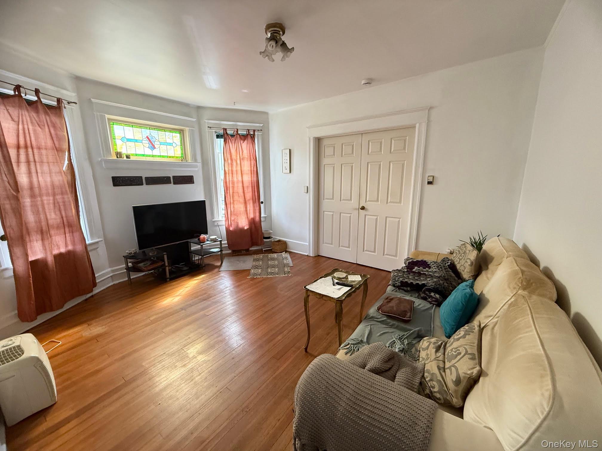 11 Franklin Street, Poughkeepsie, NY 12601