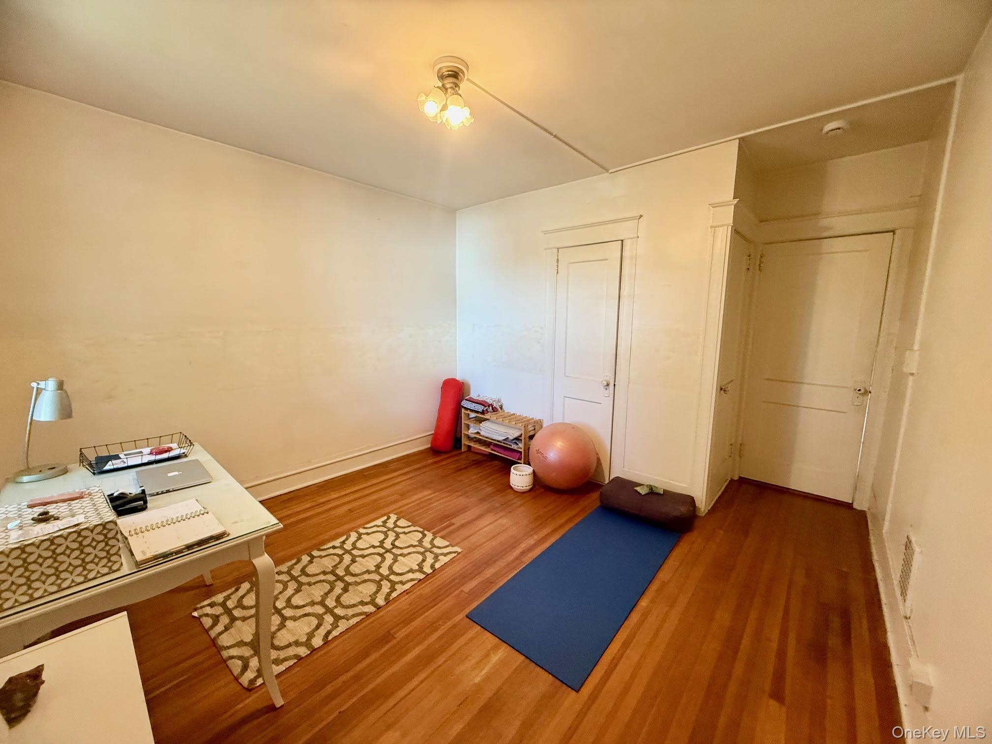 11 Franklin Street, Poughkeepsie, NY 12601