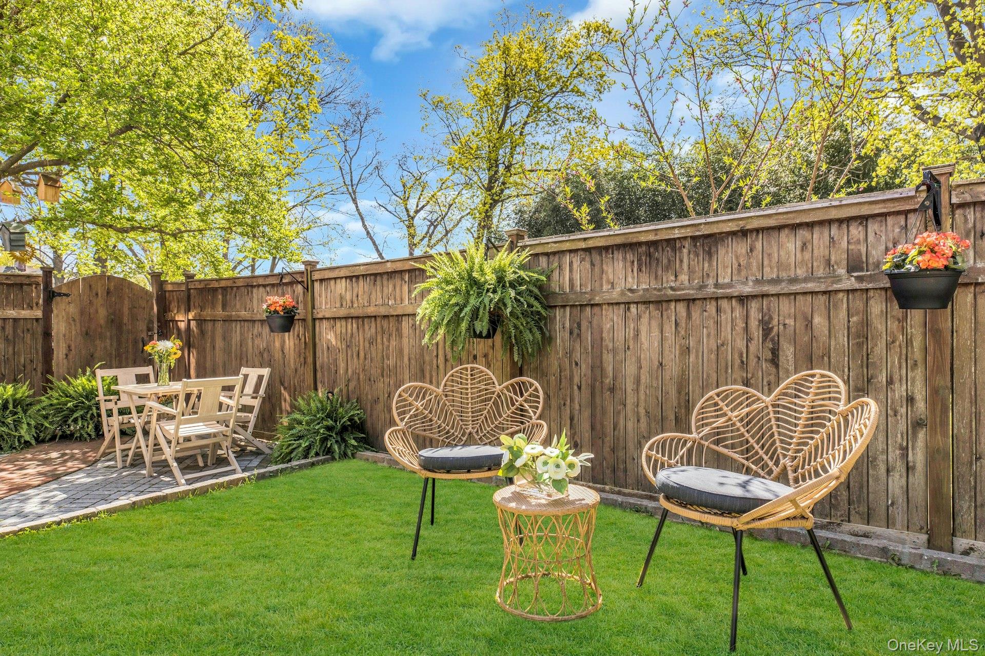 14 Crossman Place, Huntington, NY 11743