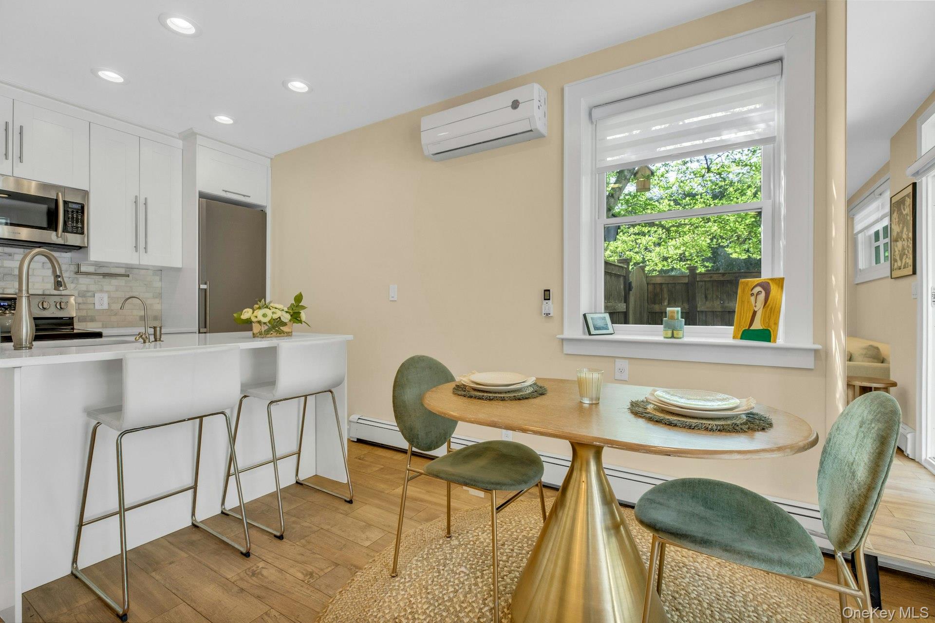 14 Crossman Place, Huntington, NY 11743