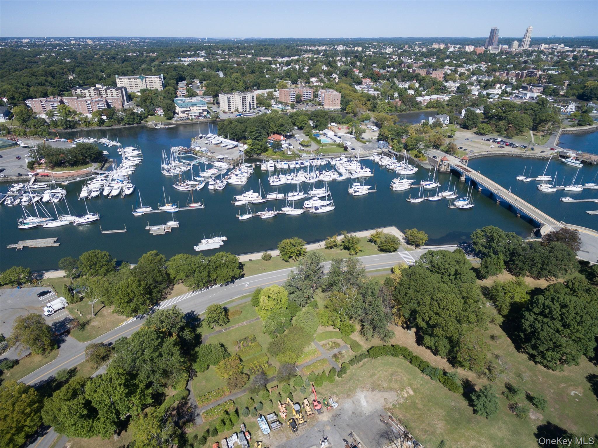 673 Pelham Road # E14, New Rochelle, NY 10805