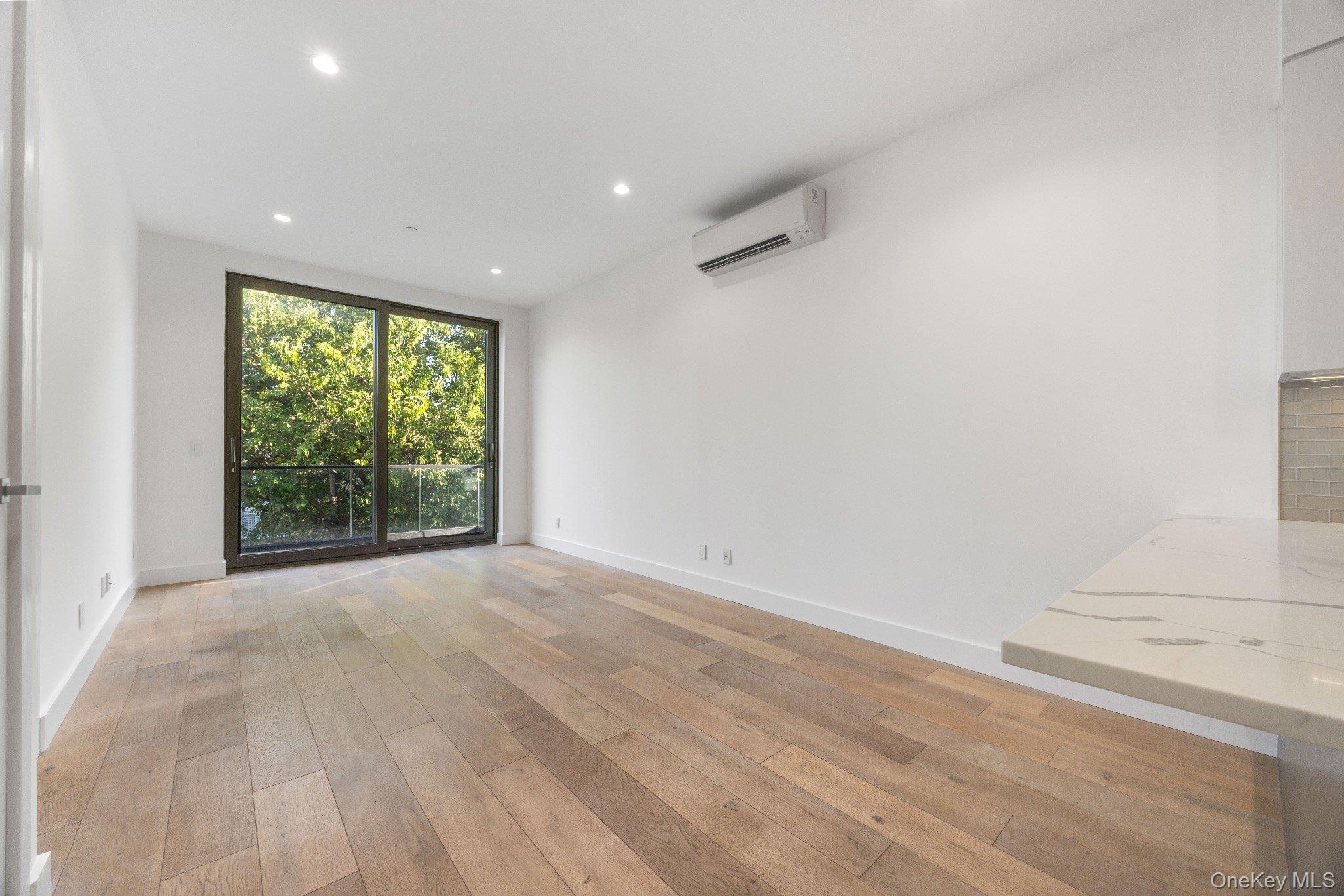 2633 28th Street # 3B, Astoria, NY 11102