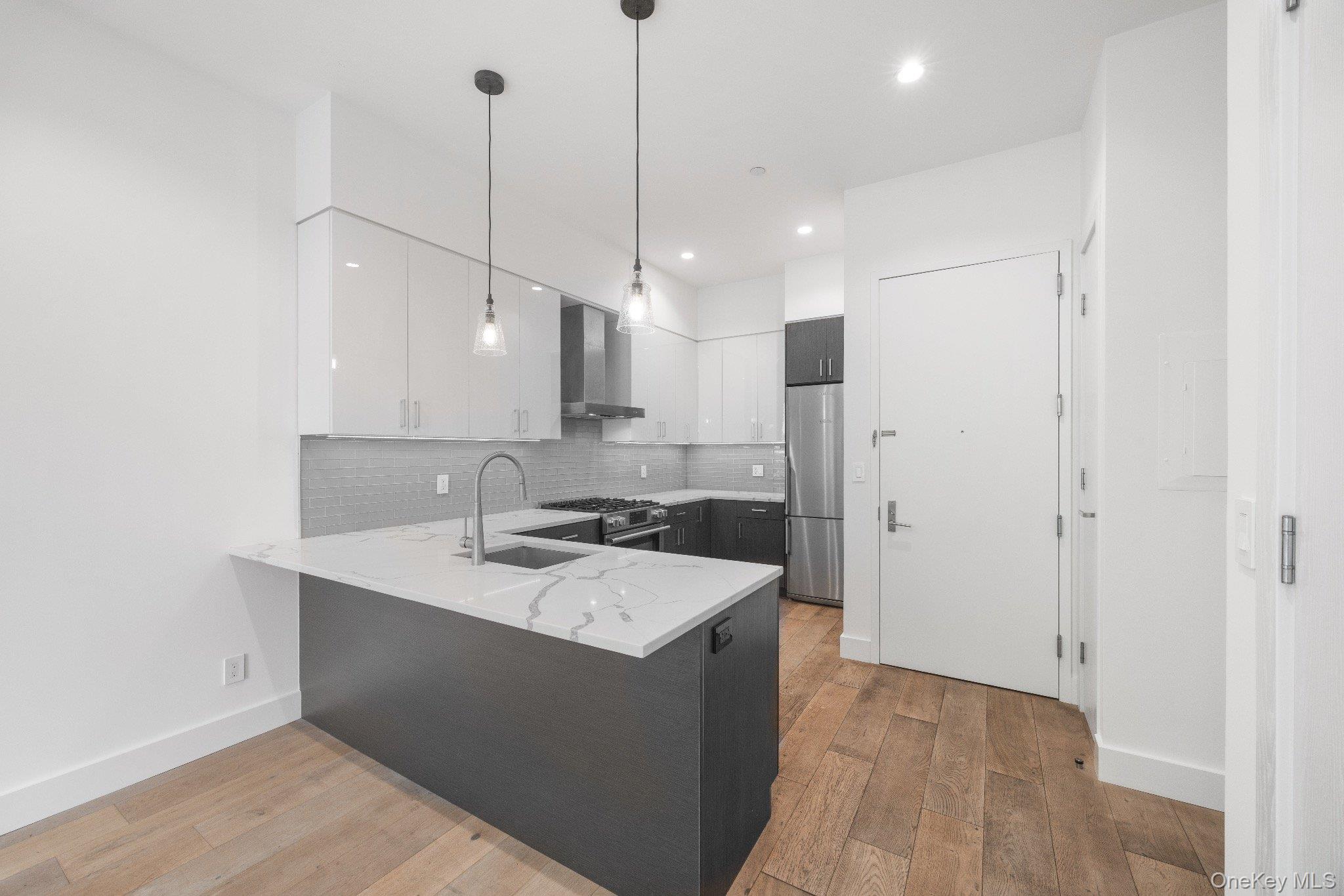 2633 28th Street # 3B, Astoria, NY 11102