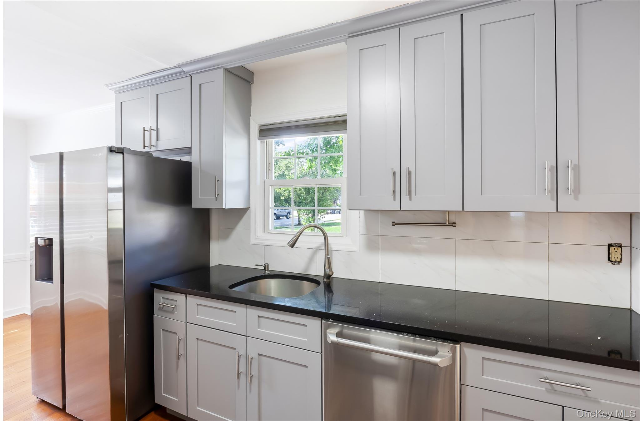 1218 Terrace Boulevard, New Hyde Park, NY 11040