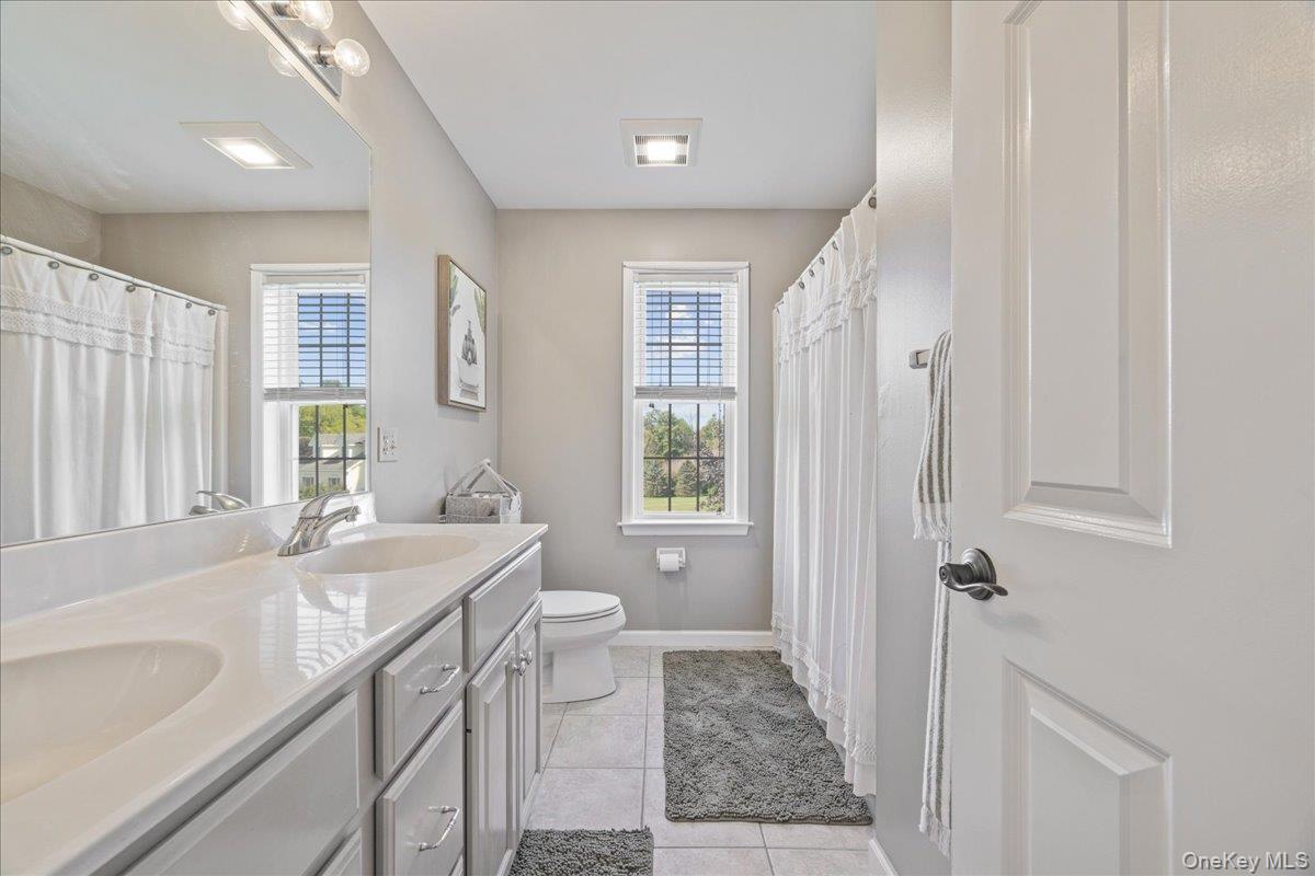 65 Wilhelm Drive, Warwick, NY 10990