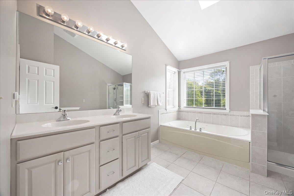 65 Wilhelm Drive, Warwick, NY 10990