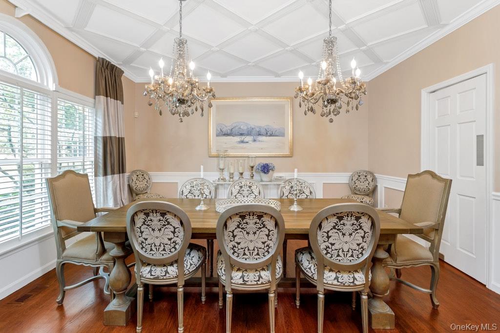 3 Colonial Court, Armonk, NY 10504