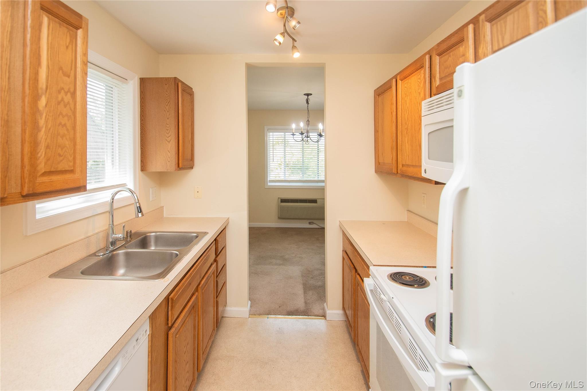 25 Village Park Drive # 3B, Fishkill, NY 12524