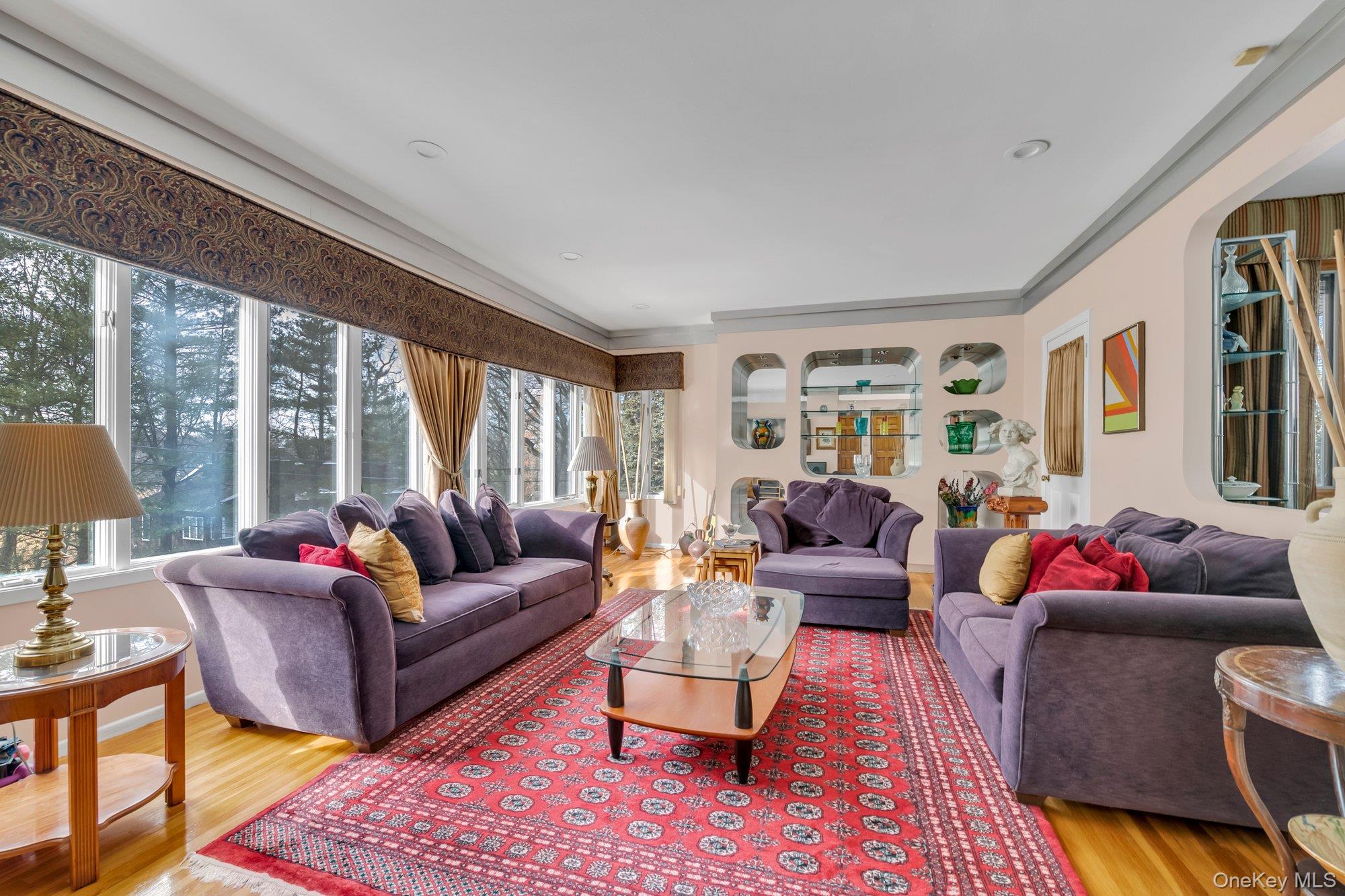 1 Crystal Drive, Great Neck, NY 11021