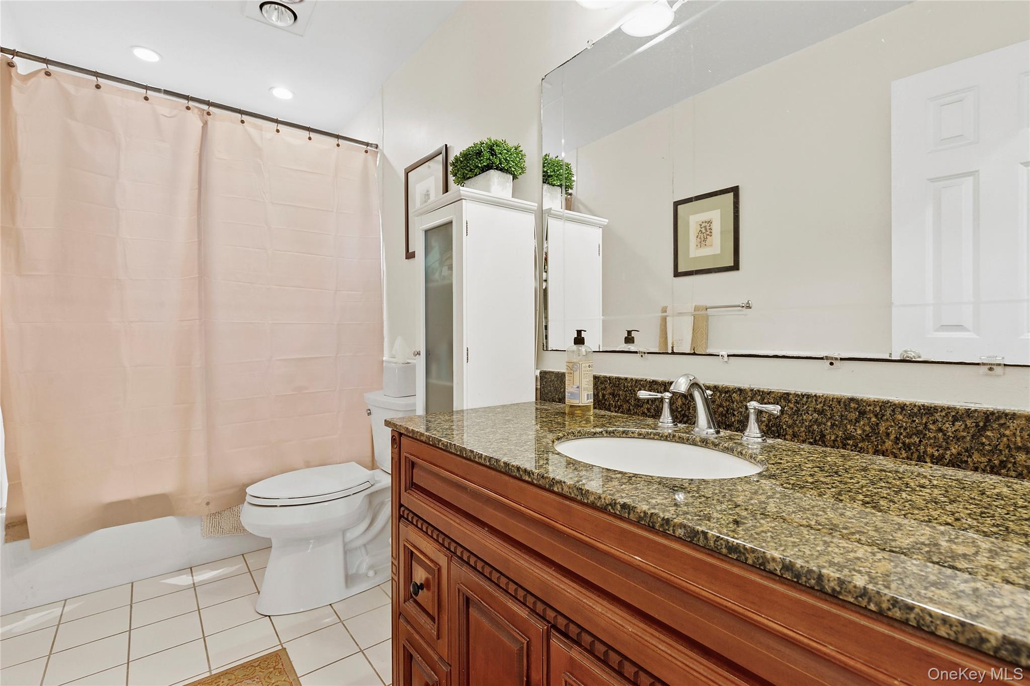 32 Atlantic Avenue, Hampton Bays, NY 11946