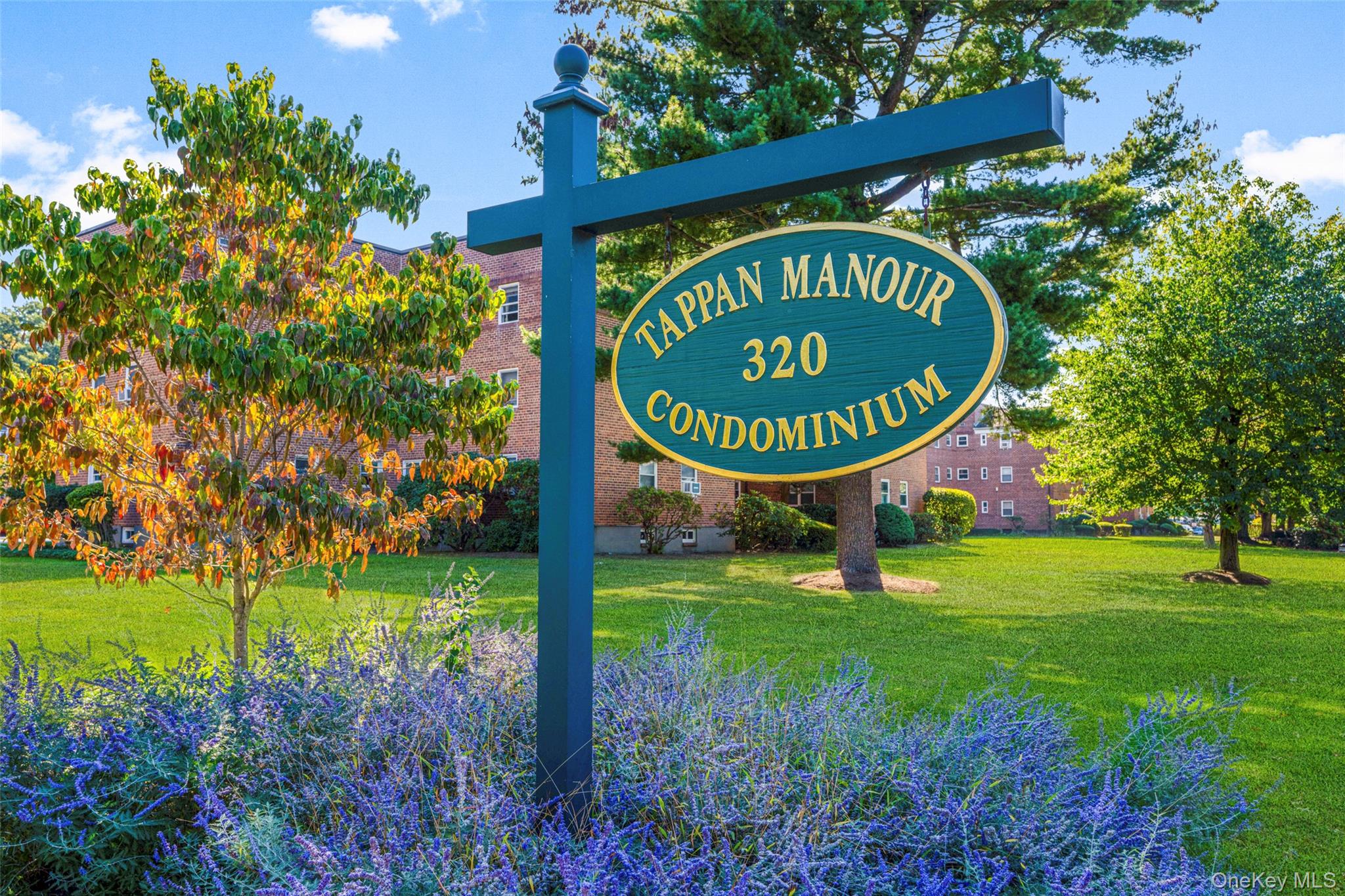 320 S Broadway # T2, Tarrytown, NY 10591