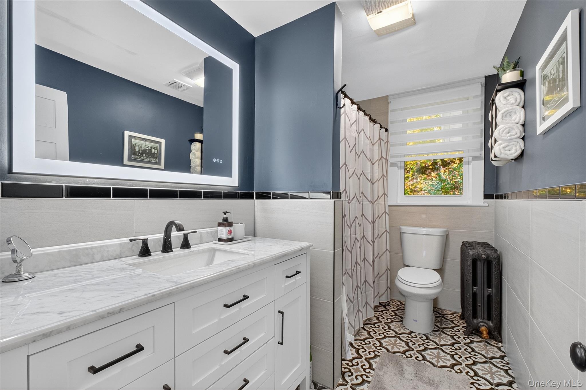 30 Old Post Road N, Red Hook, NY 12571