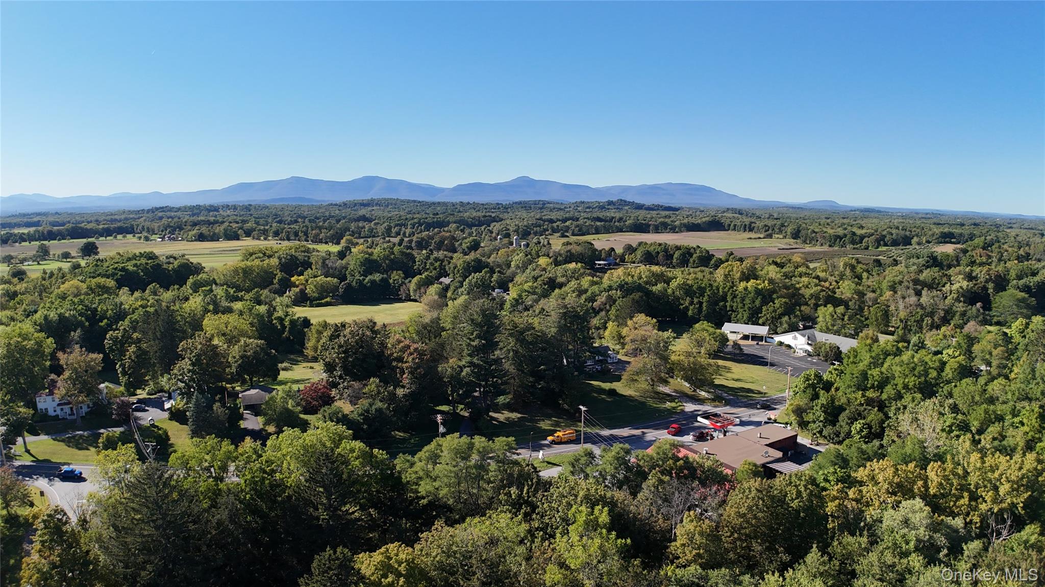 30 Old Post Road N, Red Hook, NY 12571