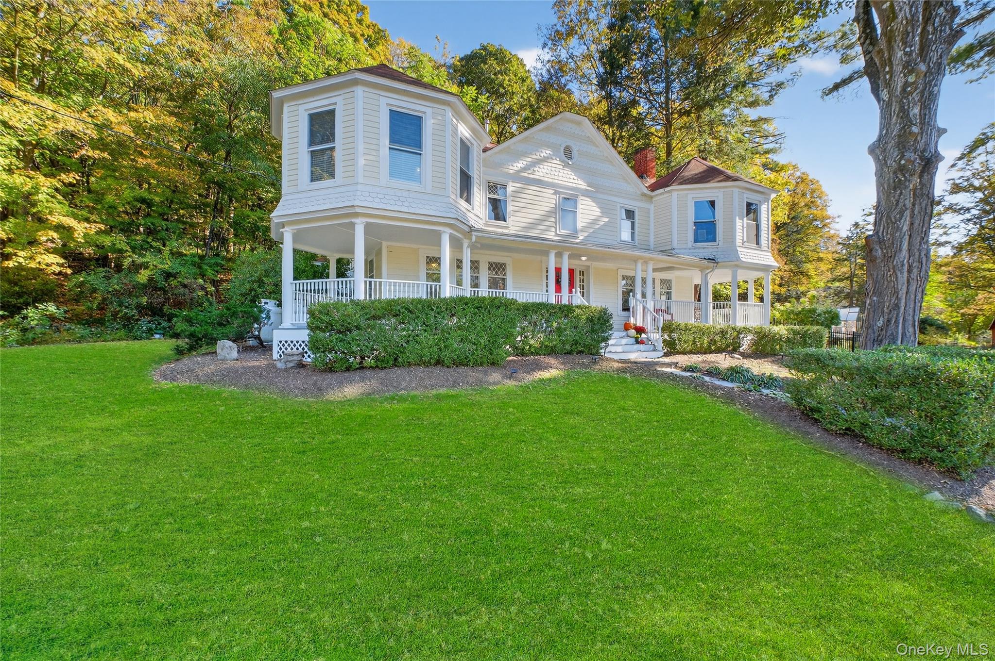 30 Old Post Road N, Red Hook, NY 12571