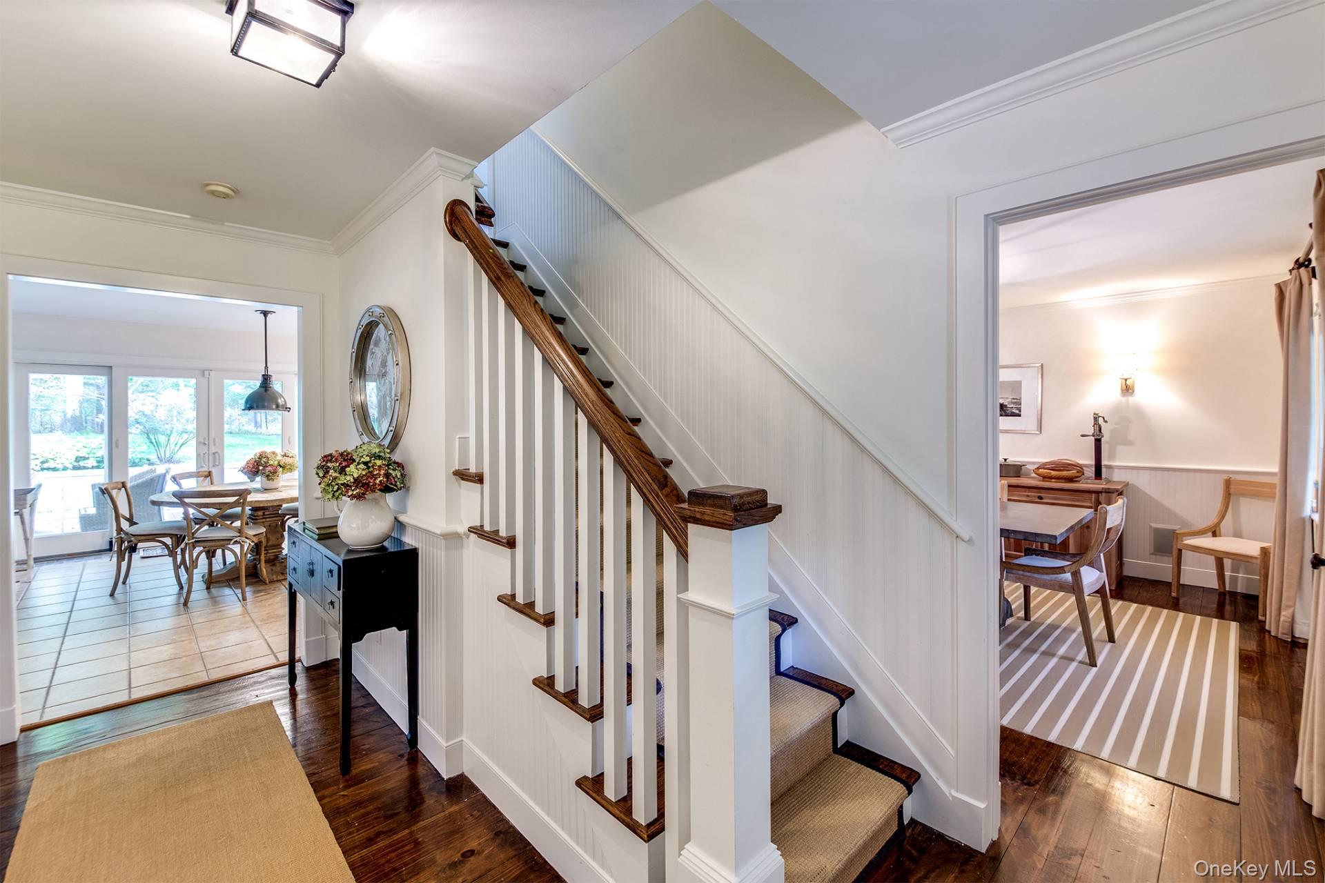 8 Lauras Lane, East Hampton, NY 11937