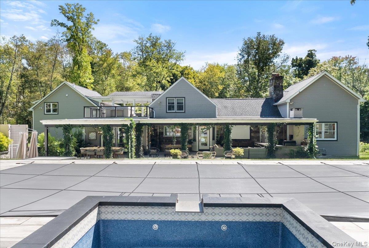 1570 Journeys End Road, Croton-on-Hudson, NY 10520