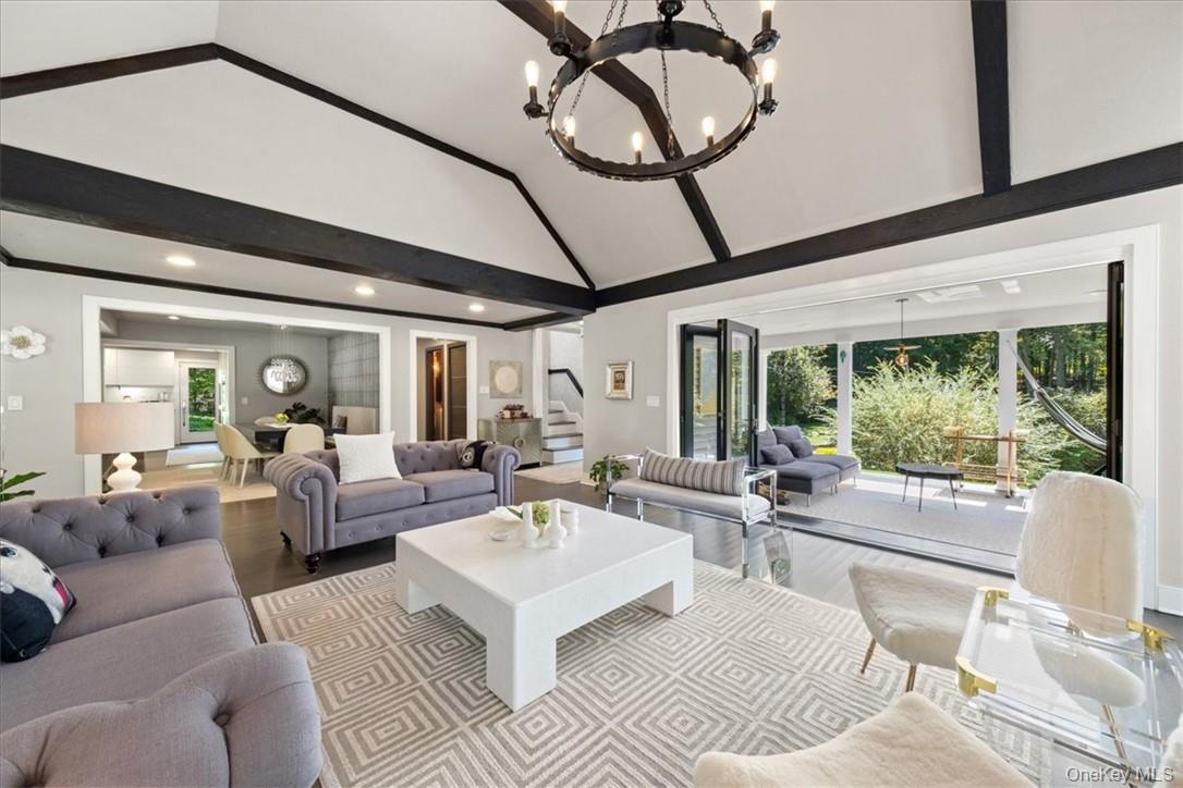 1570 Journeys End Road, Croton-on-Hudson, NY 10520