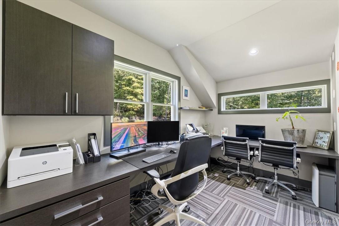 1570 Journeys End Road, Croton-on-Hudson, NY 10520