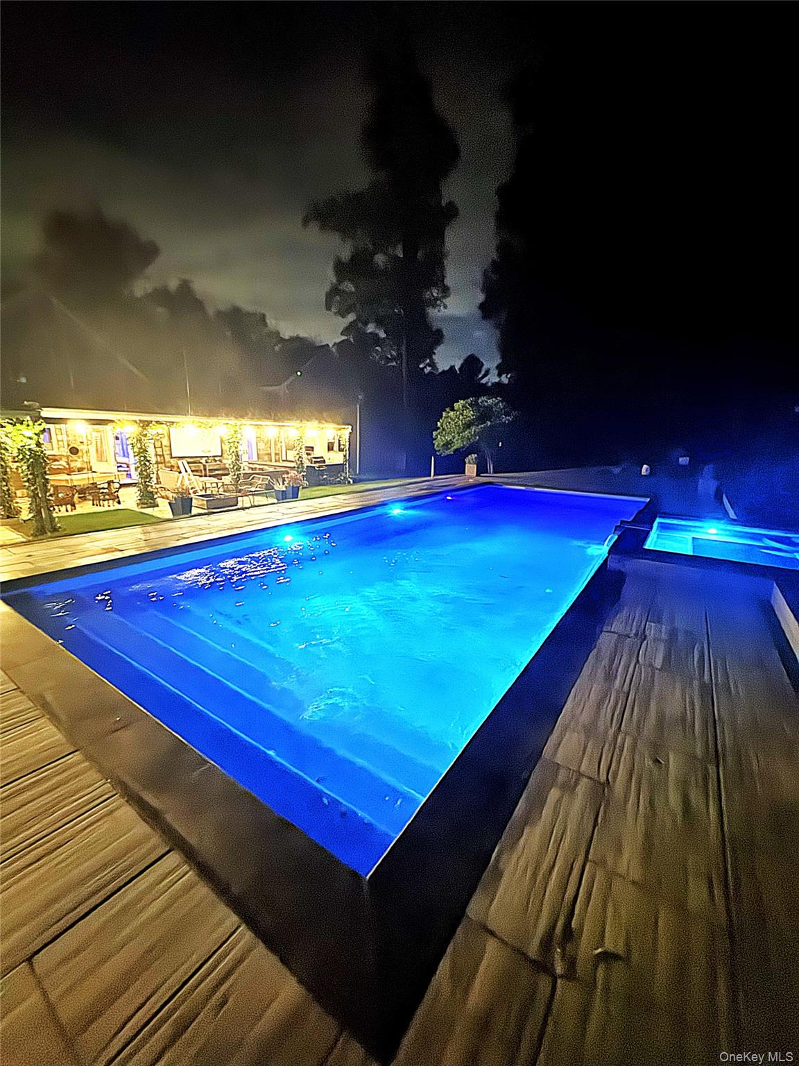 1570 Journeys End Road, Croton-on-Hudson, NY 10520