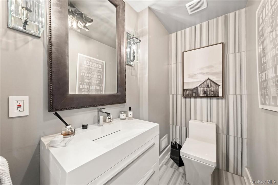 1570 Journeys End Road, Croton-on-Hudson, NY 10520