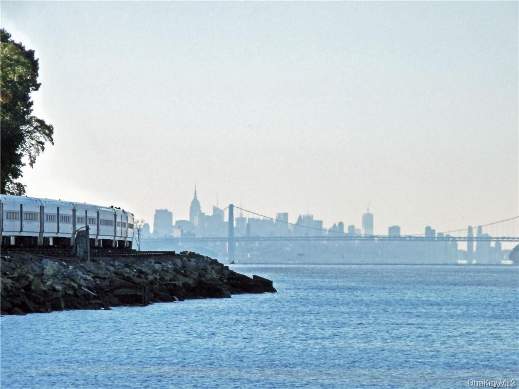 445 Broadway # 2O, Hastings-on-Hudson, NY 10706