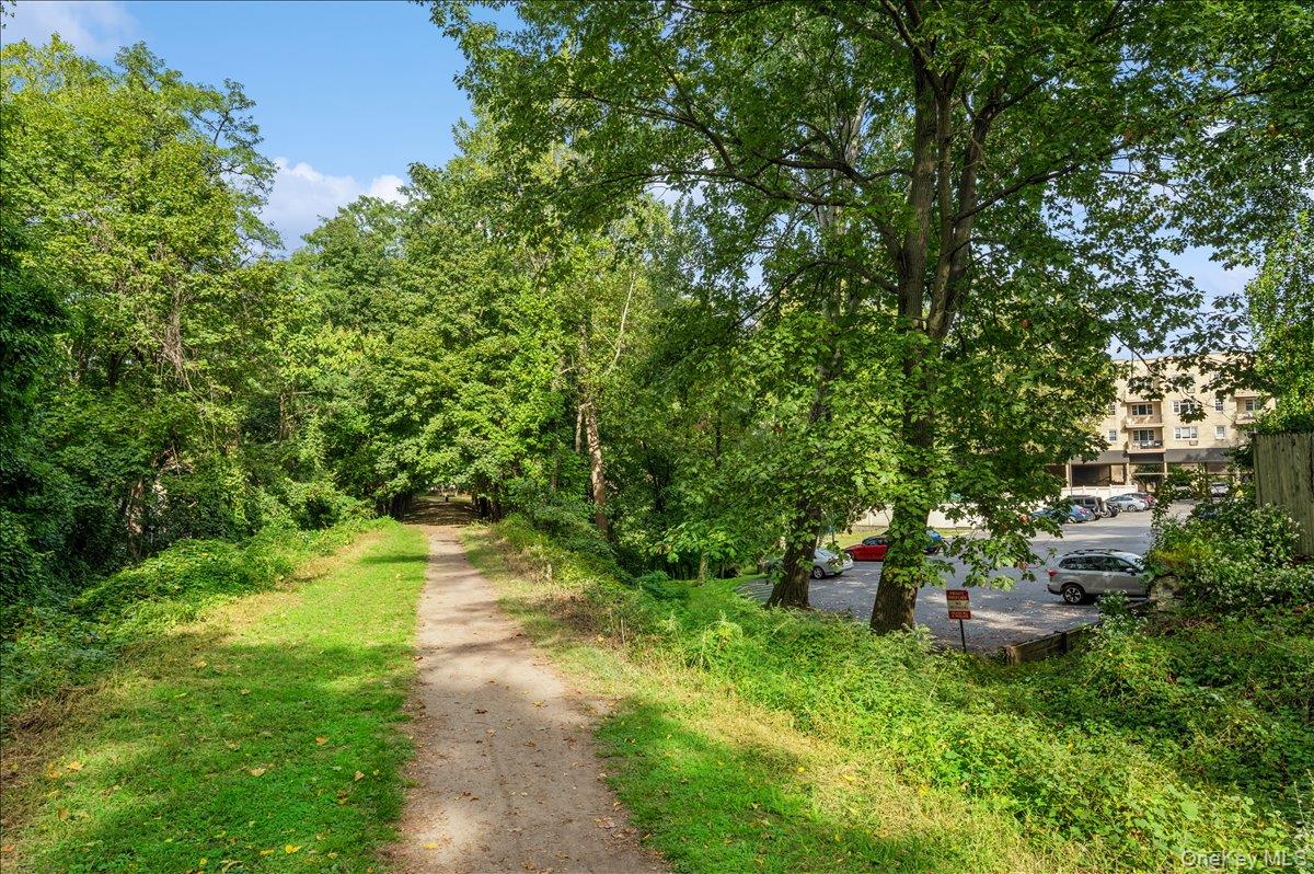 445 Broadway # 2O, Hastings-on-Hudson, NY 10706