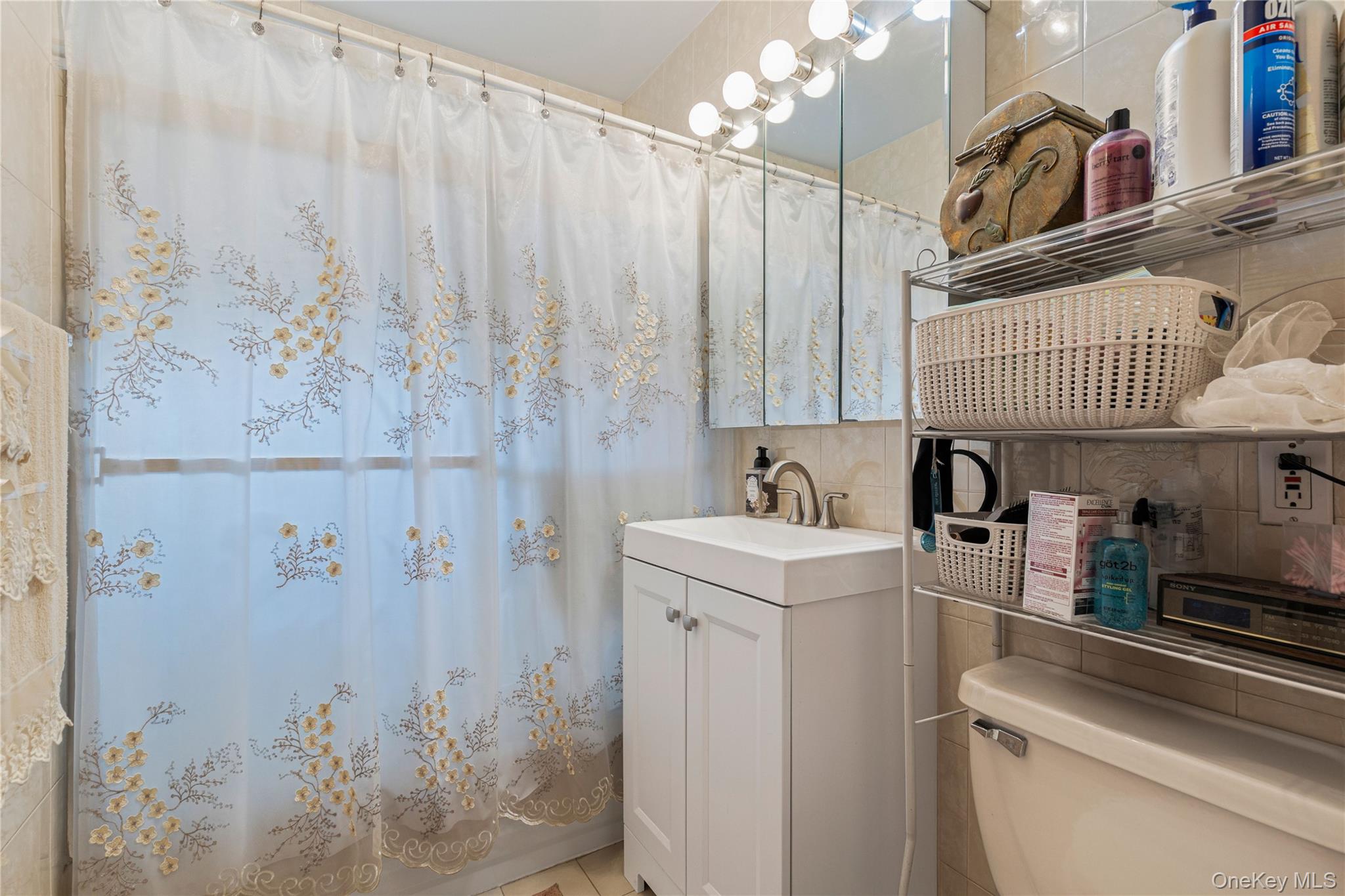 2824 Zulette Avenue, Bronx, NY 10461