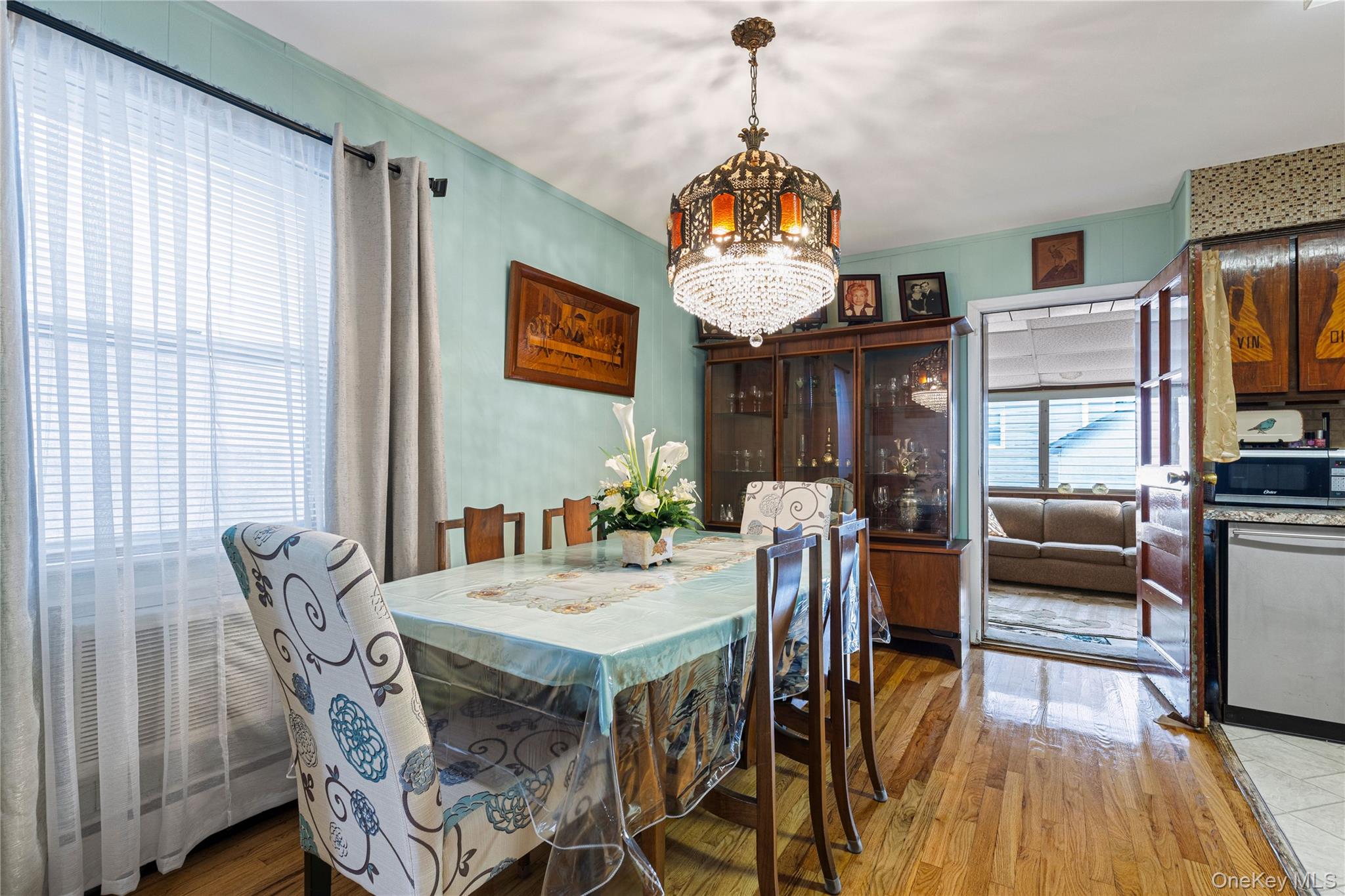 2824 Zulette Avenue, Bronx, NY 10461