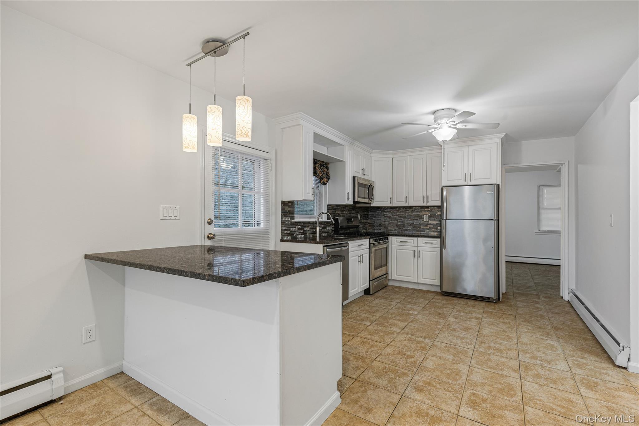 2824 Zulette Avenue, Bronx, NY 10461