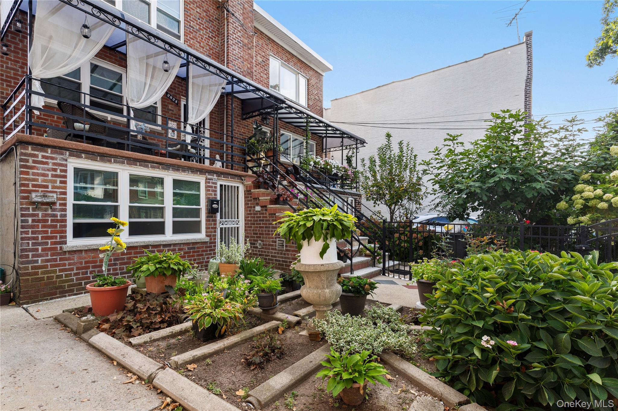 2824 Zulette Avenue, Bronx, NY 10461