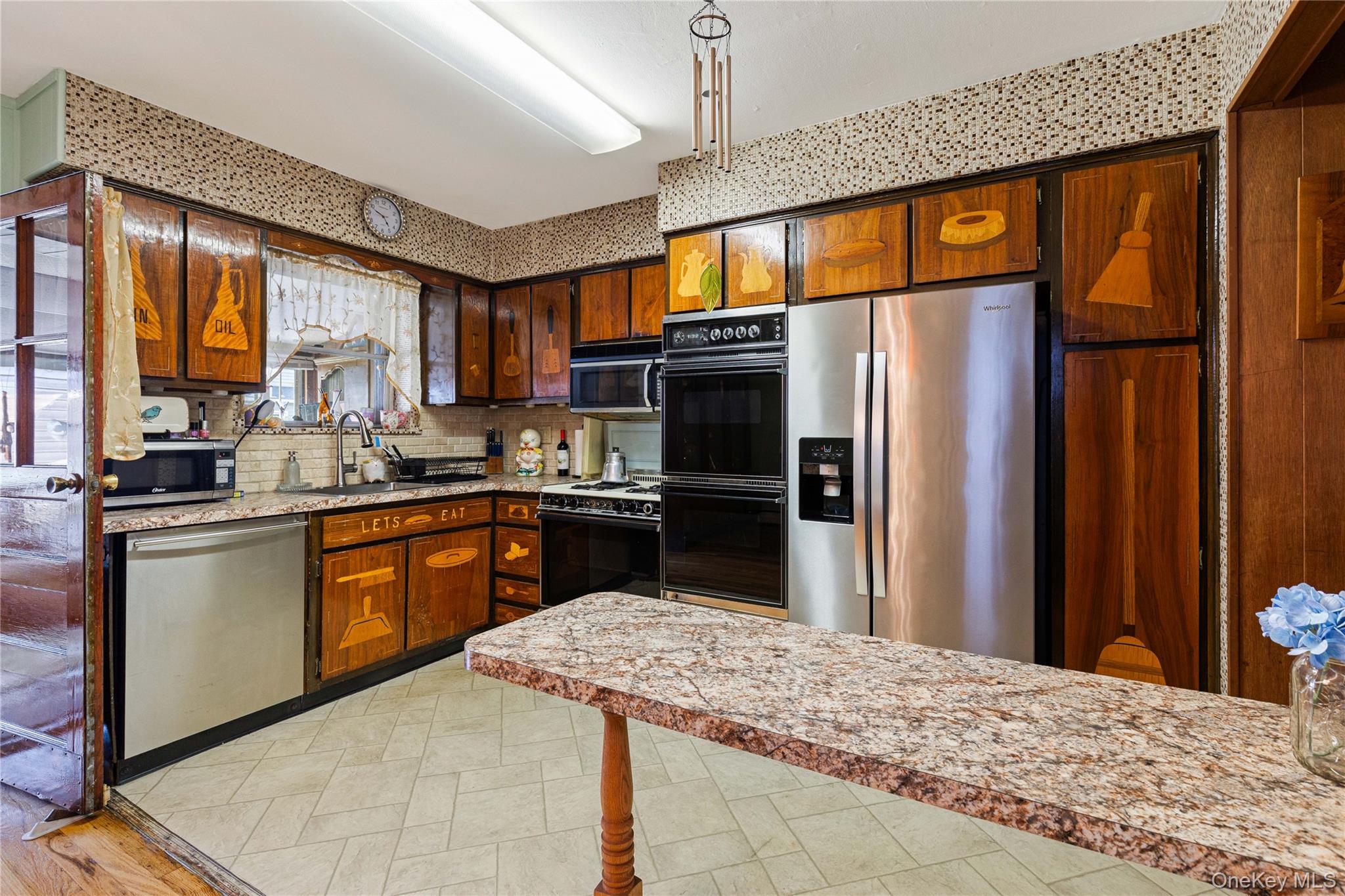 2824 Zulette Avenue, Bronx, NY 10461