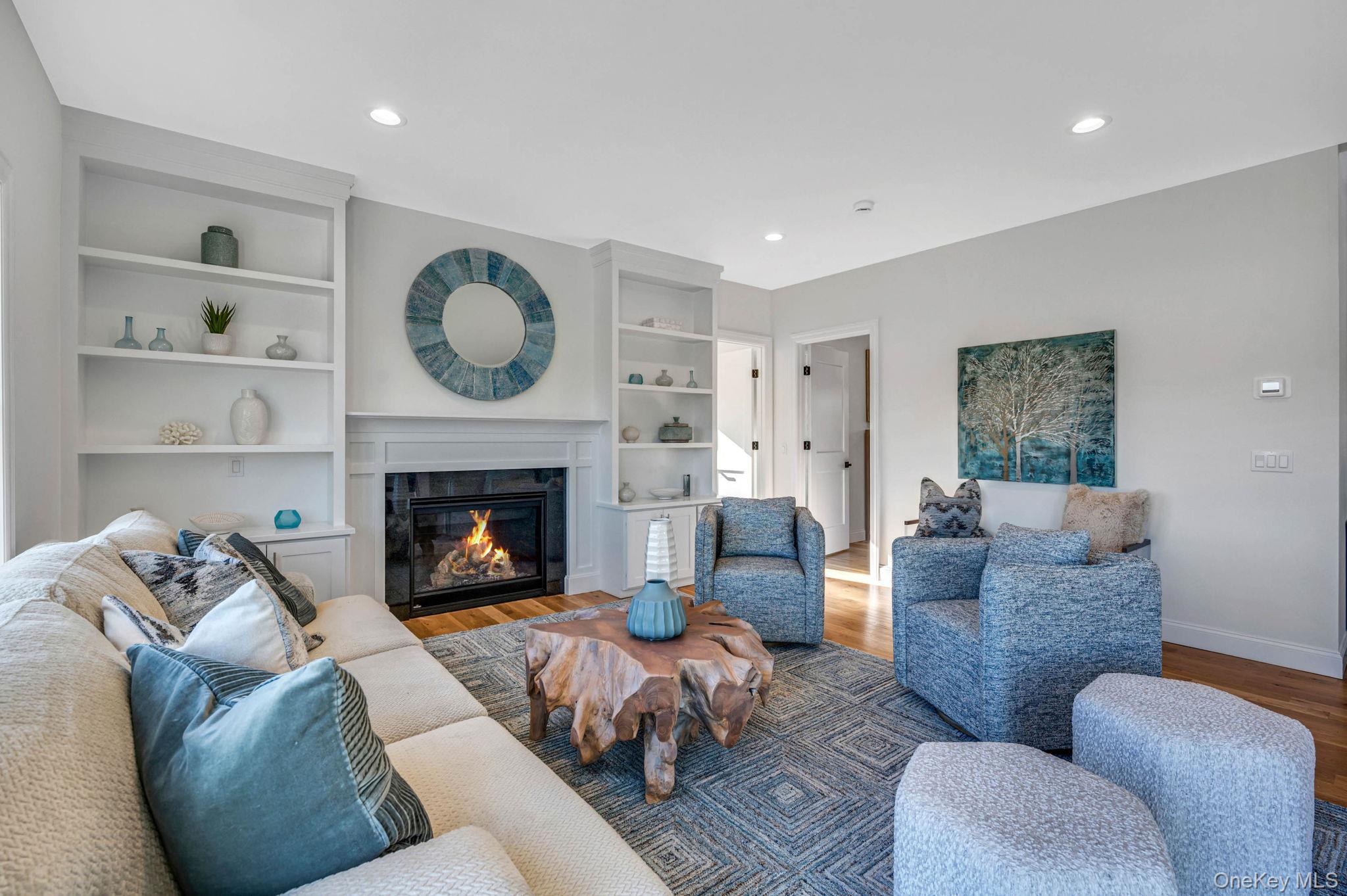 6 S Bay Avenue, Eastport, NY 11941