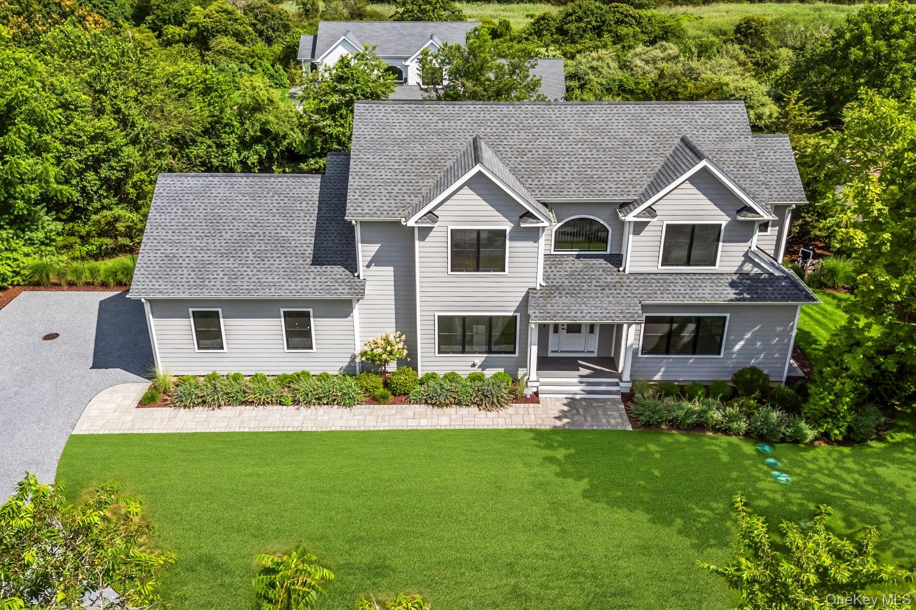 6 S Bay Avenue, Eastport, NY 11941