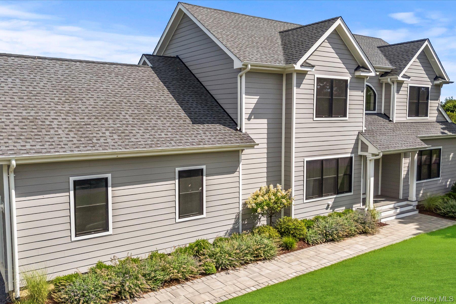 6 S Bay Avenue, Eastport, NY 11941