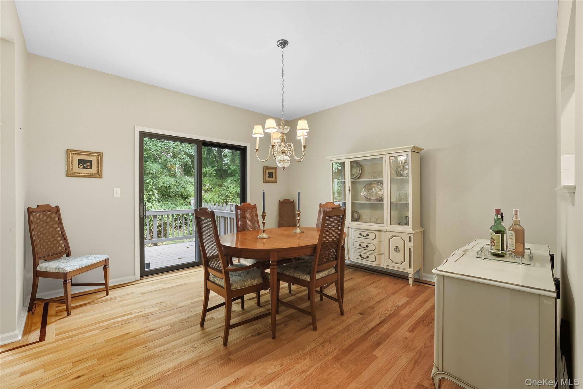 8 Persimmon Lane, White Plains, NY 10605