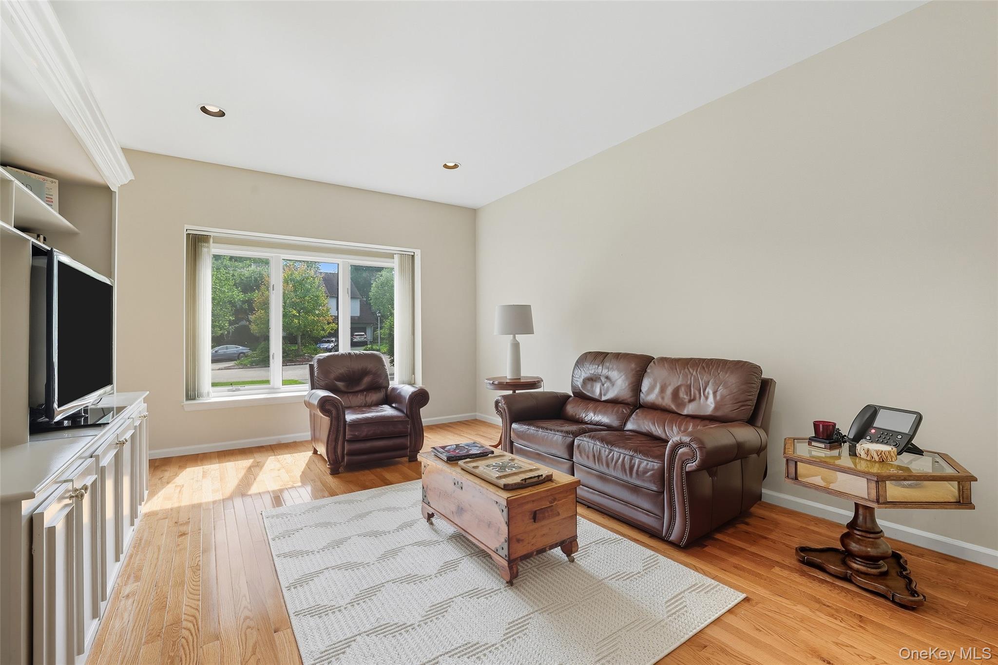 8 Persimmon Lane, White Plains, NY 10605