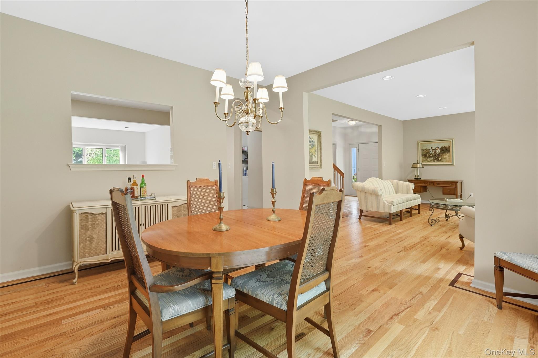 8 Persimmon Lane, White Plains, NY 10605