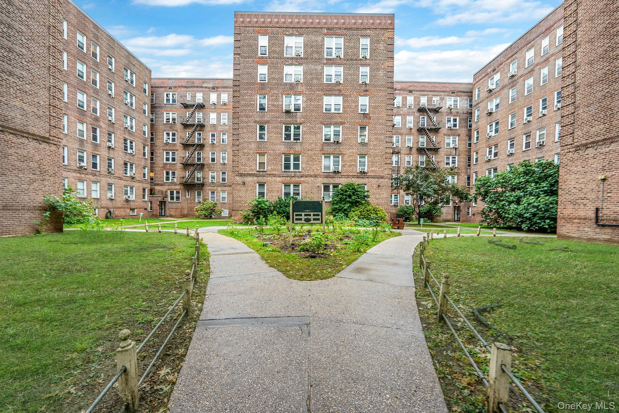 35-40 75th Street # 1B, Jackson Heights, NY 11372