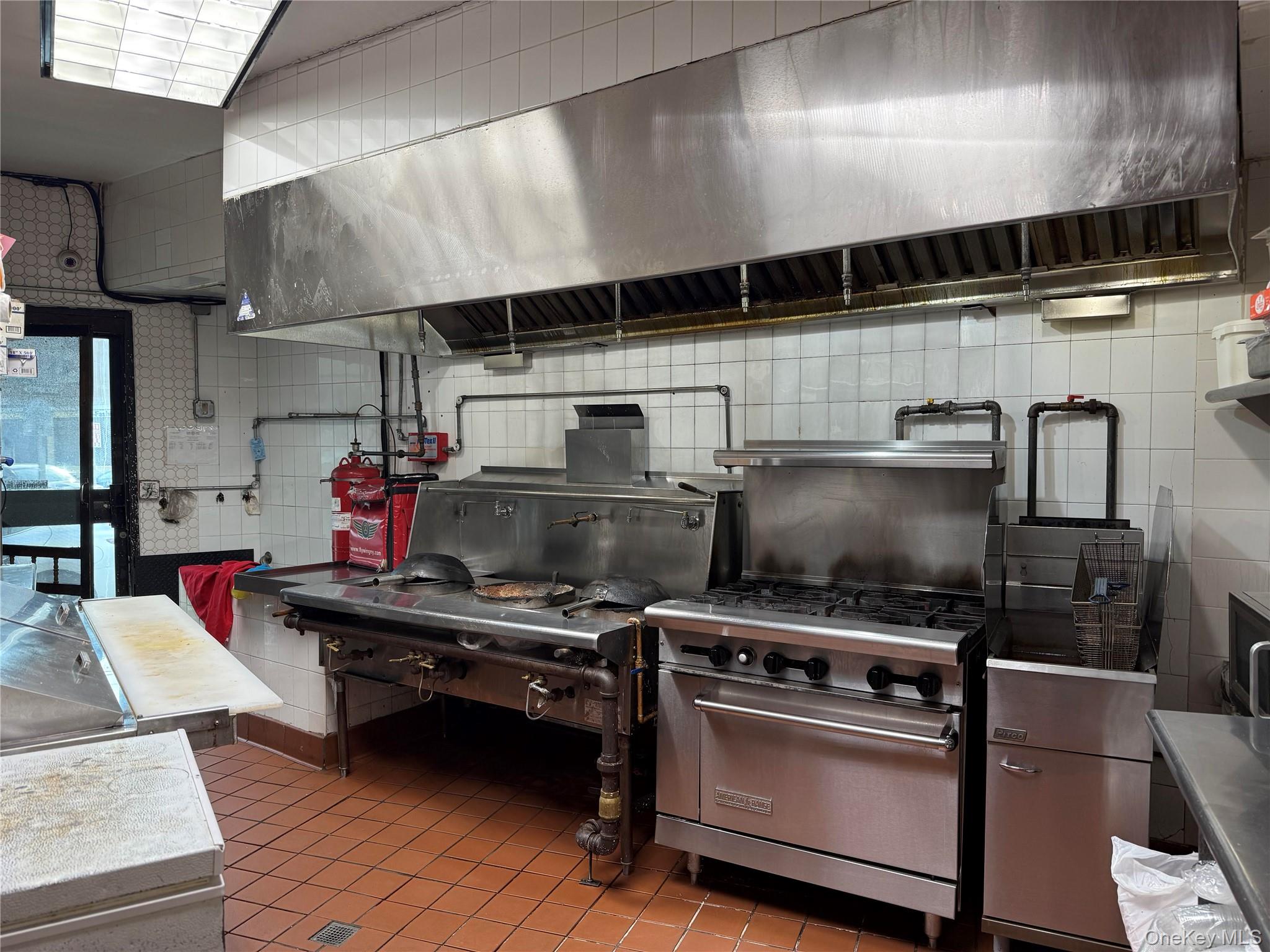 36-17 Greenpoint Avenue, Long Island City, NY 11101