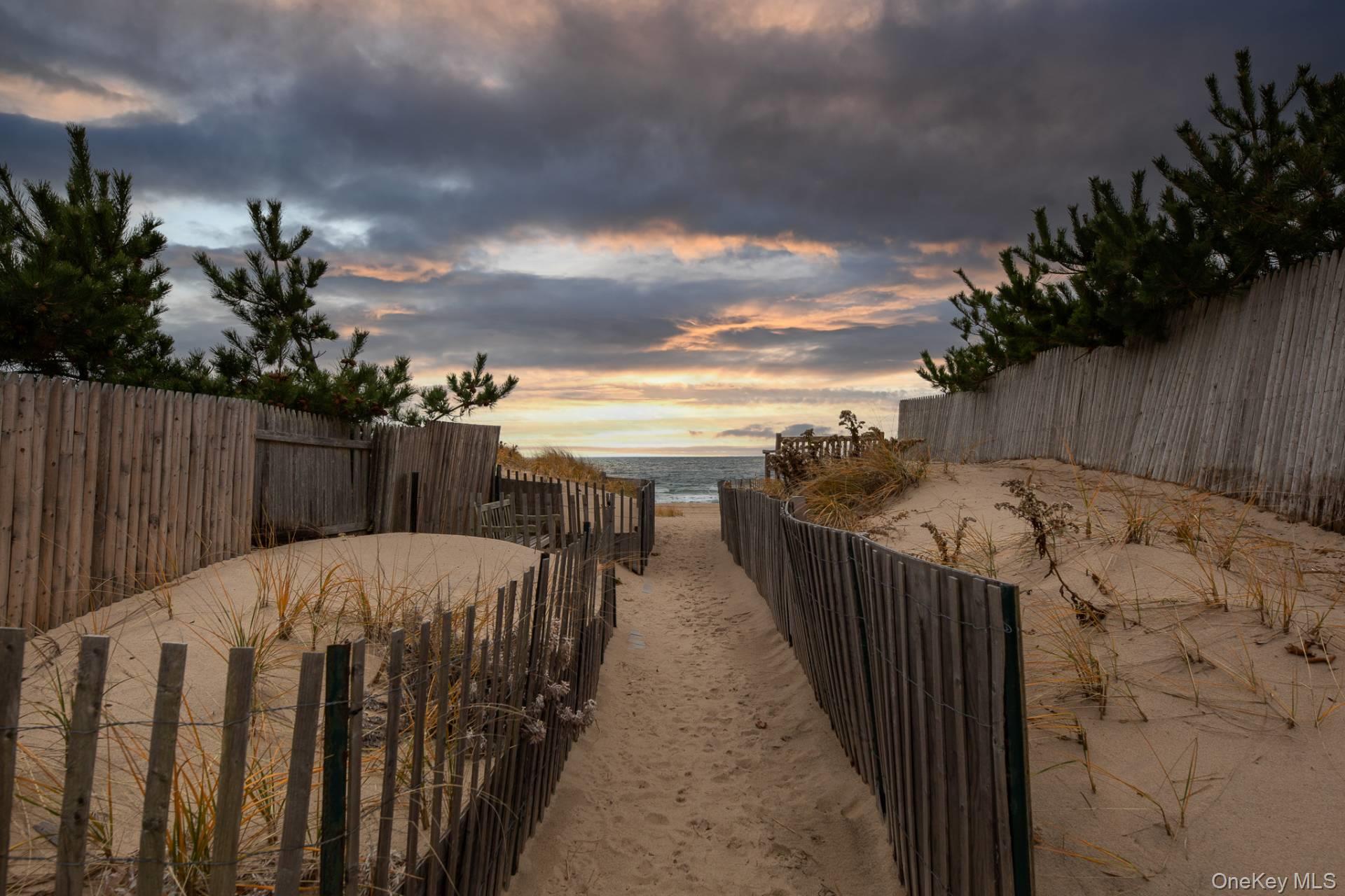 2 Gardiner Drive, Amagansett, NY 11930