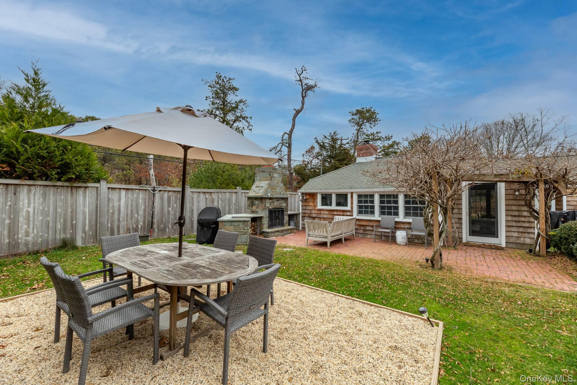 2 Gardiner Drive, Amagansett, NY 11930