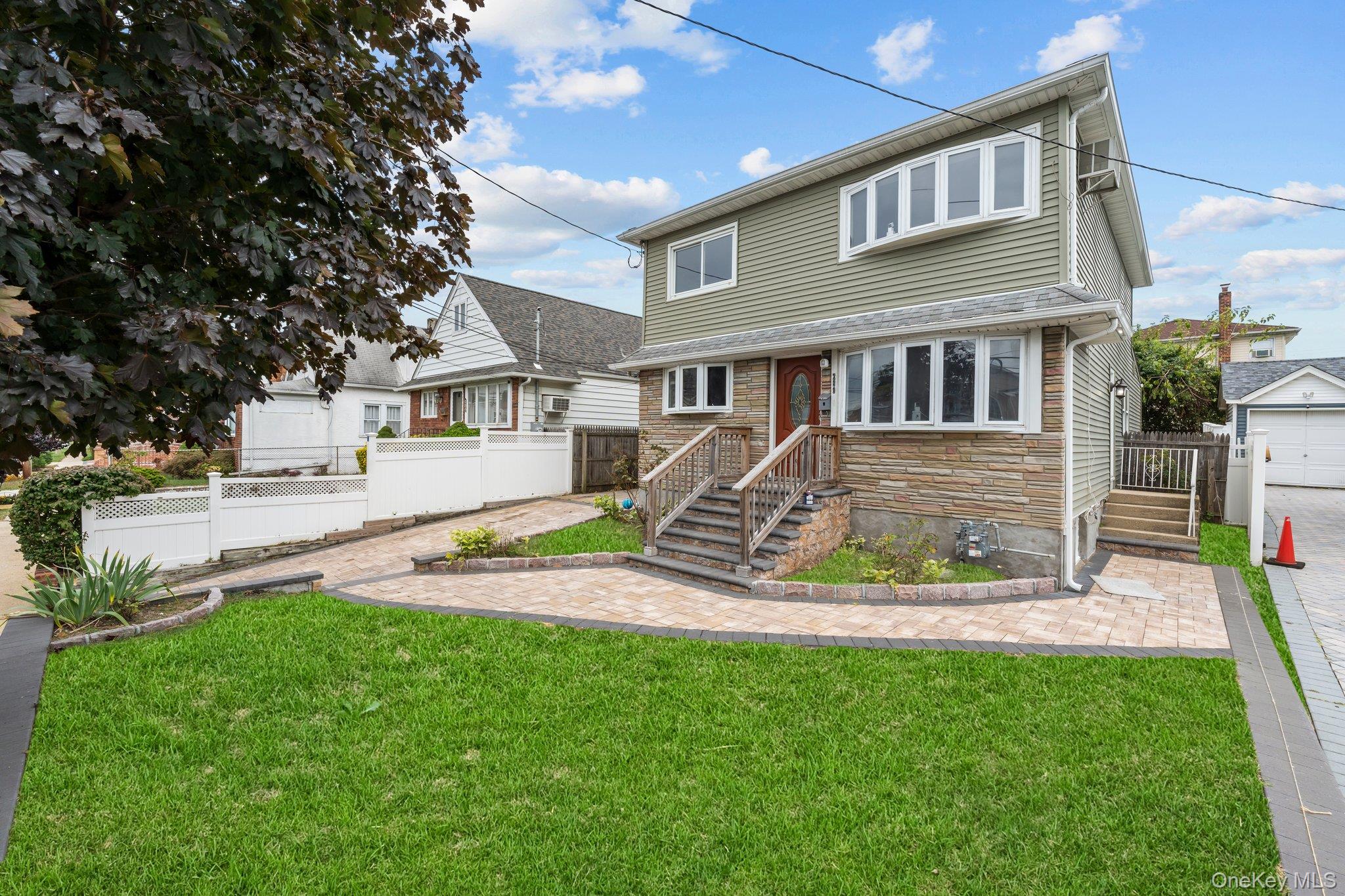 289 Keller Avenue, Elmont, NY 11003