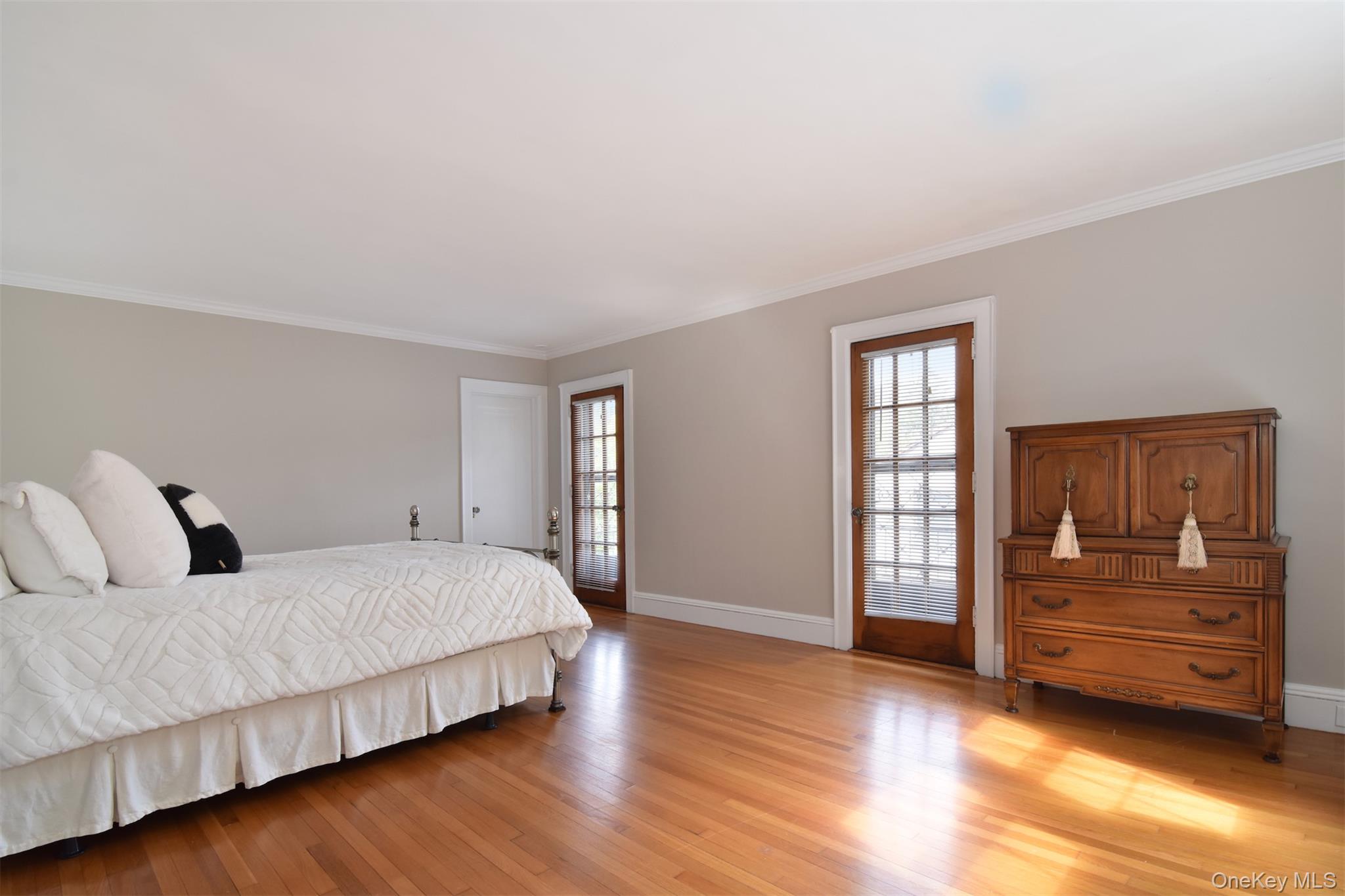 89 Park Drive, Pelham, NY 10803