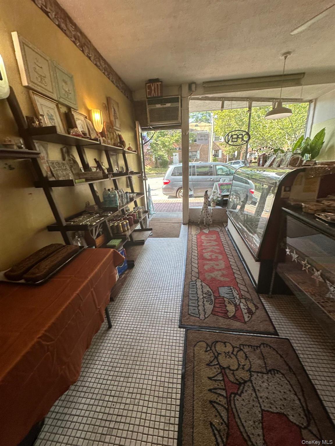 803/805/807/809/811 Middle Neck Road, Great Neck, NY 11024