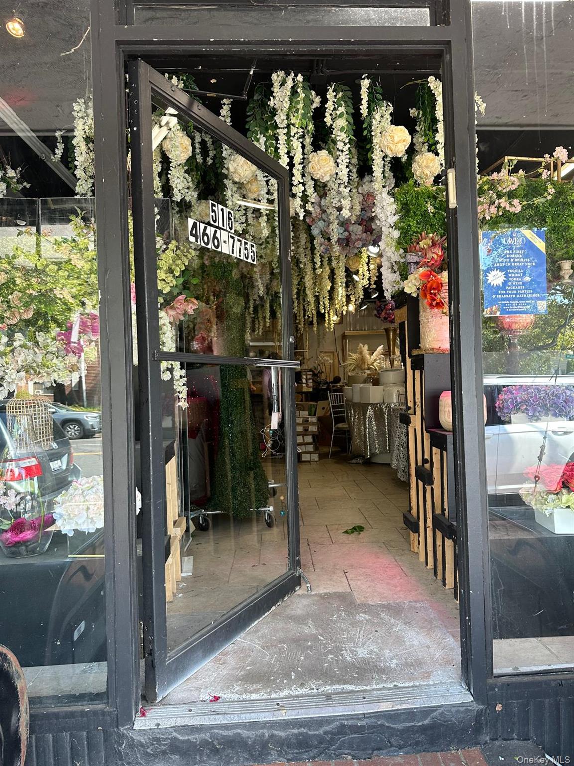 803/805/807/809/811 Middle Neck Road, Great Neck, NY 11024